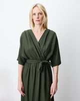 Robe longue évasée col V croisé kaki Amelia