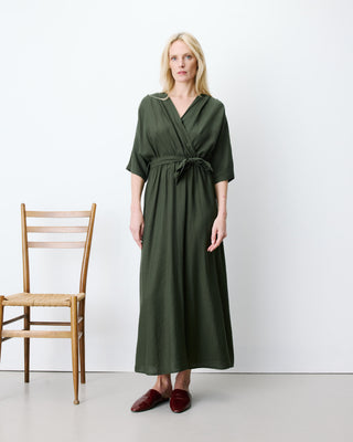 Robe longue évasée col V croisé kaki Amelia