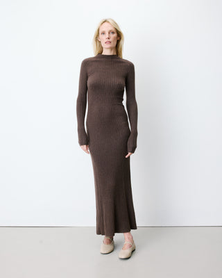 Robe pull longue col montant chocolat Alexandra