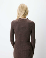 Robe pull longue col montant chocolat Alexandra