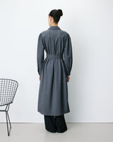 Robe chemise longue cintrée à la taille anthracite Arella