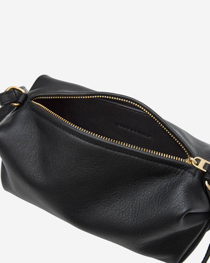 Sac baguette en cuir souple noir Le chouchou