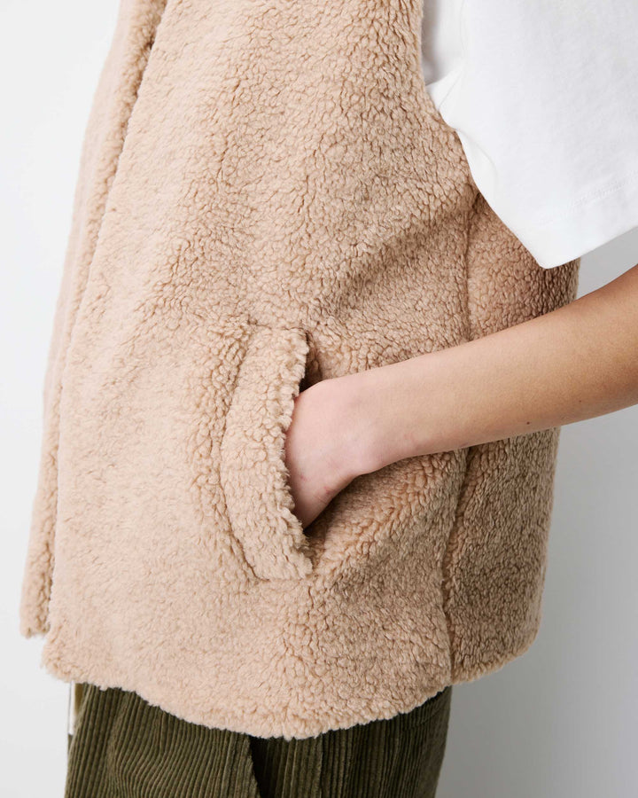 beige Avery