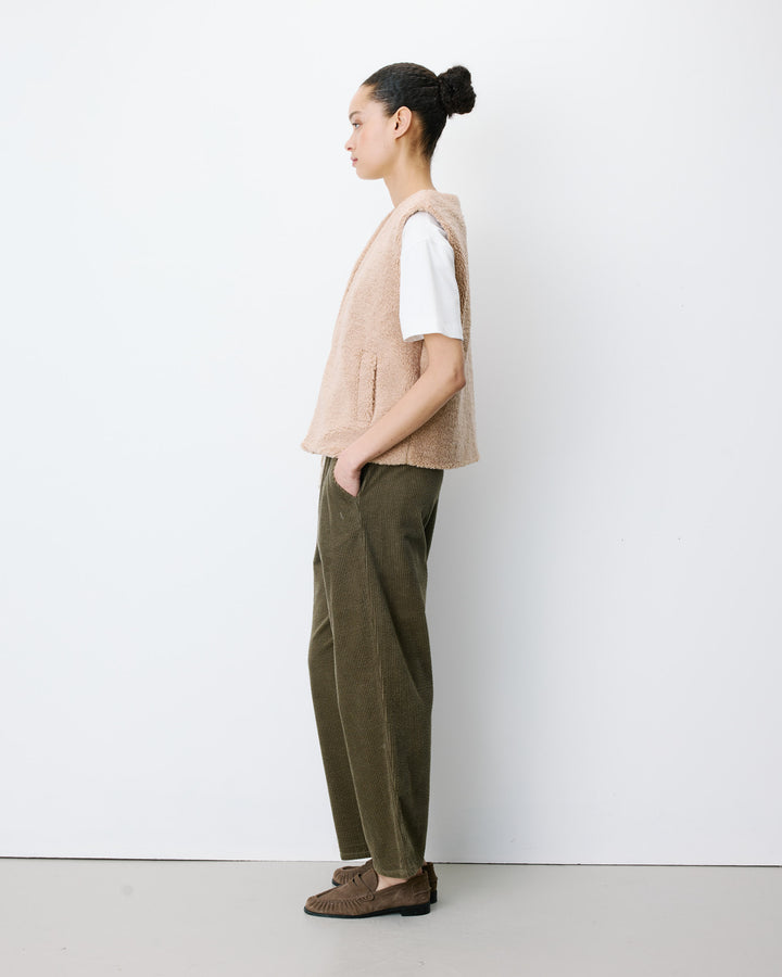 beige Avery