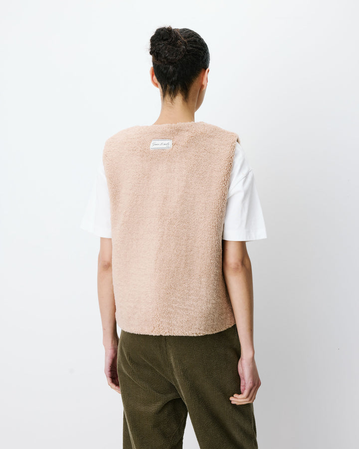 beige Avery