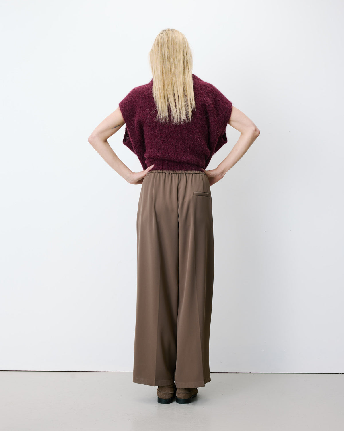 Pantalon fluide jambe large taille mi-haute taupe Noblesse