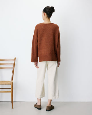 Pull ample col V en maille lurex coffee Salvador