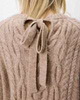 Pull torsadé à nouer au dos beige Arcelin