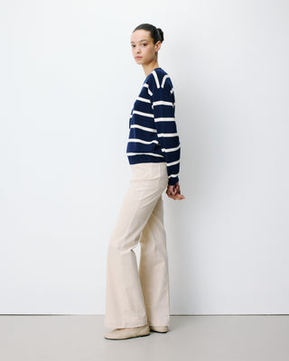 Pull à logo universitaire brodé marine Ashford