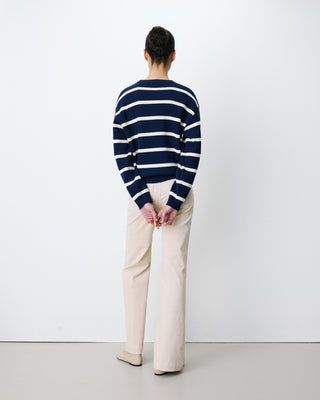 Pull à logo universitaire brodé marine Ashford