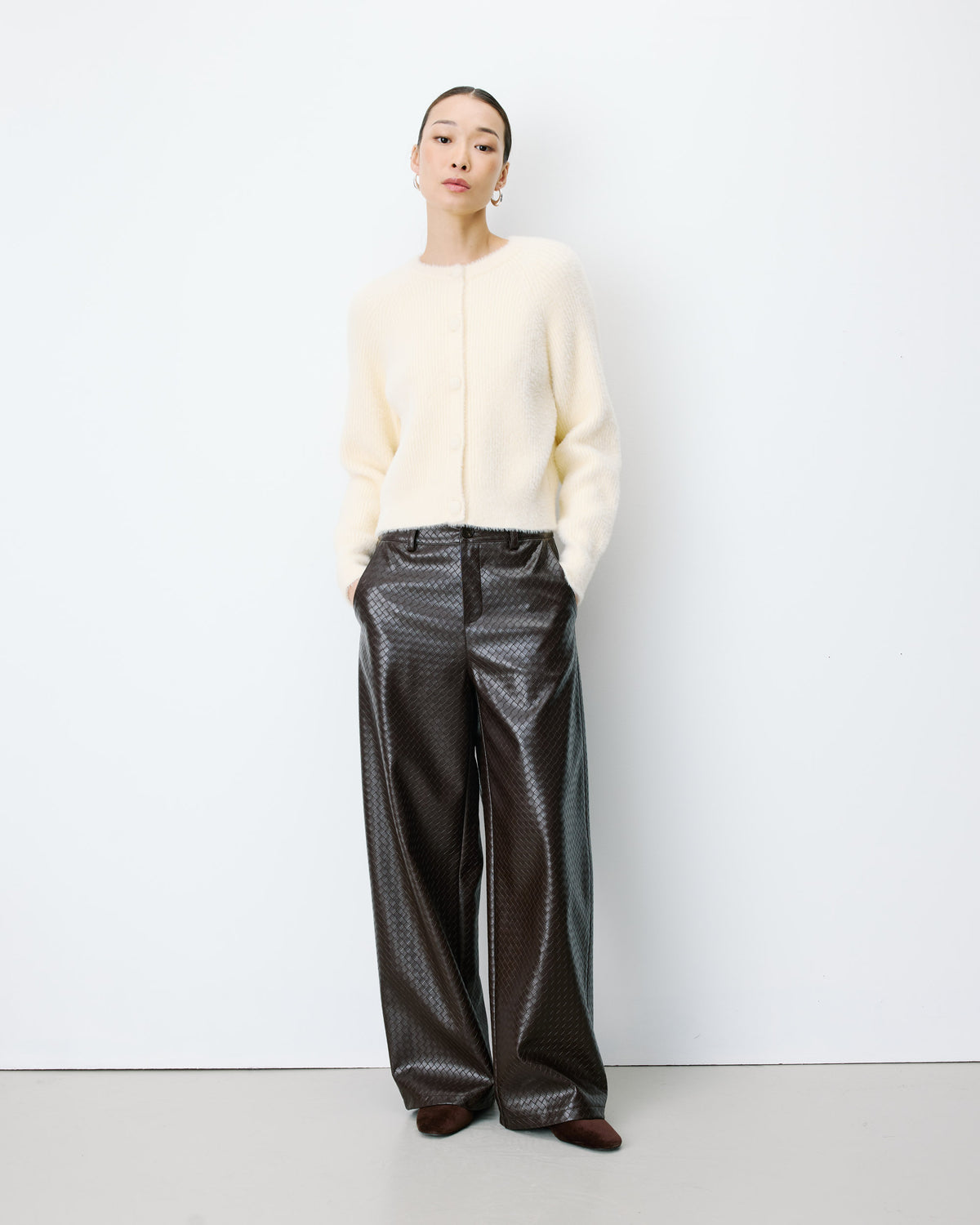 Cardigan doux col rond boutonné vanille Aleron