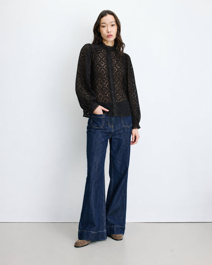 Blouse ample en dentelle boutonnée noir Anita