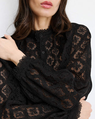 Blouse ample en dentelle boutonnée noir Anita