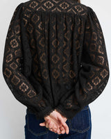 Blouse ample en dentelle boutonnée noir Anita