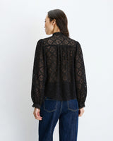 Blouse ample en dentelle boutonnée noir Anita