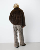 Manteau fausse fourrure croisé chocolat Amy