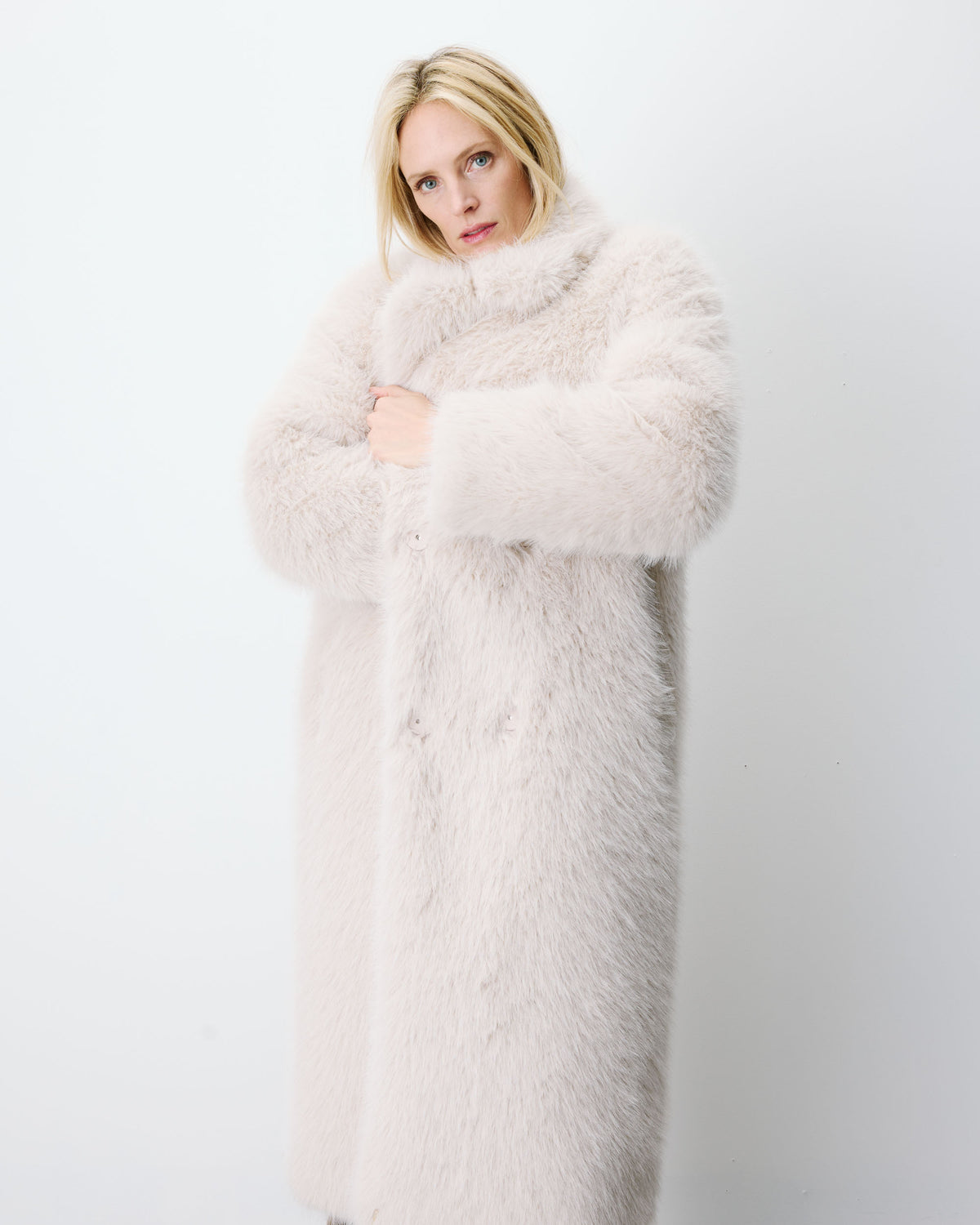 Manteau long oversize en fausse fourrure grege Alara