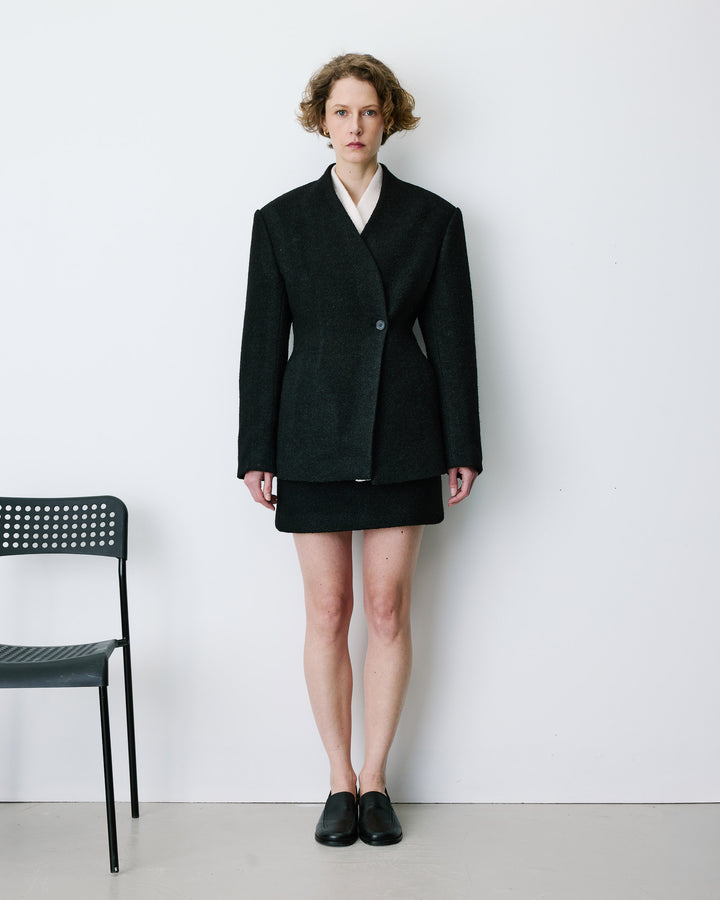 Blazer croisé en laine mélangée sans revers noir Berlin