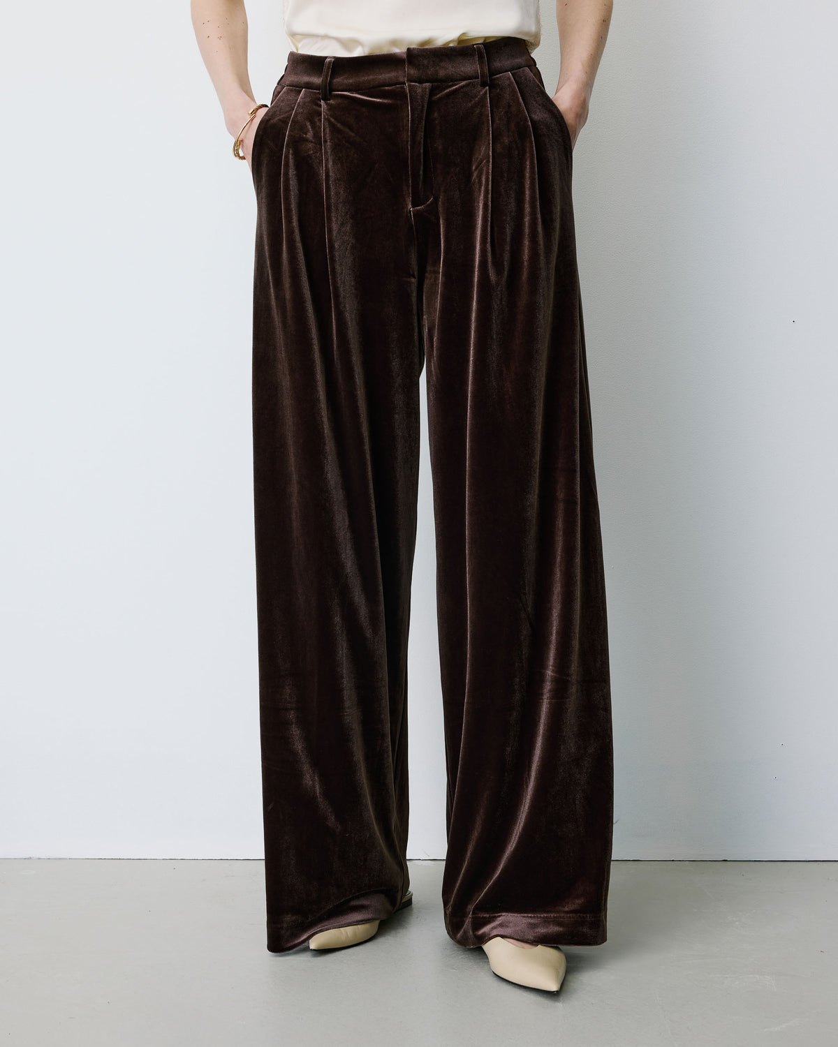 Pantalon tailleur oversize en velours chocolat Benson