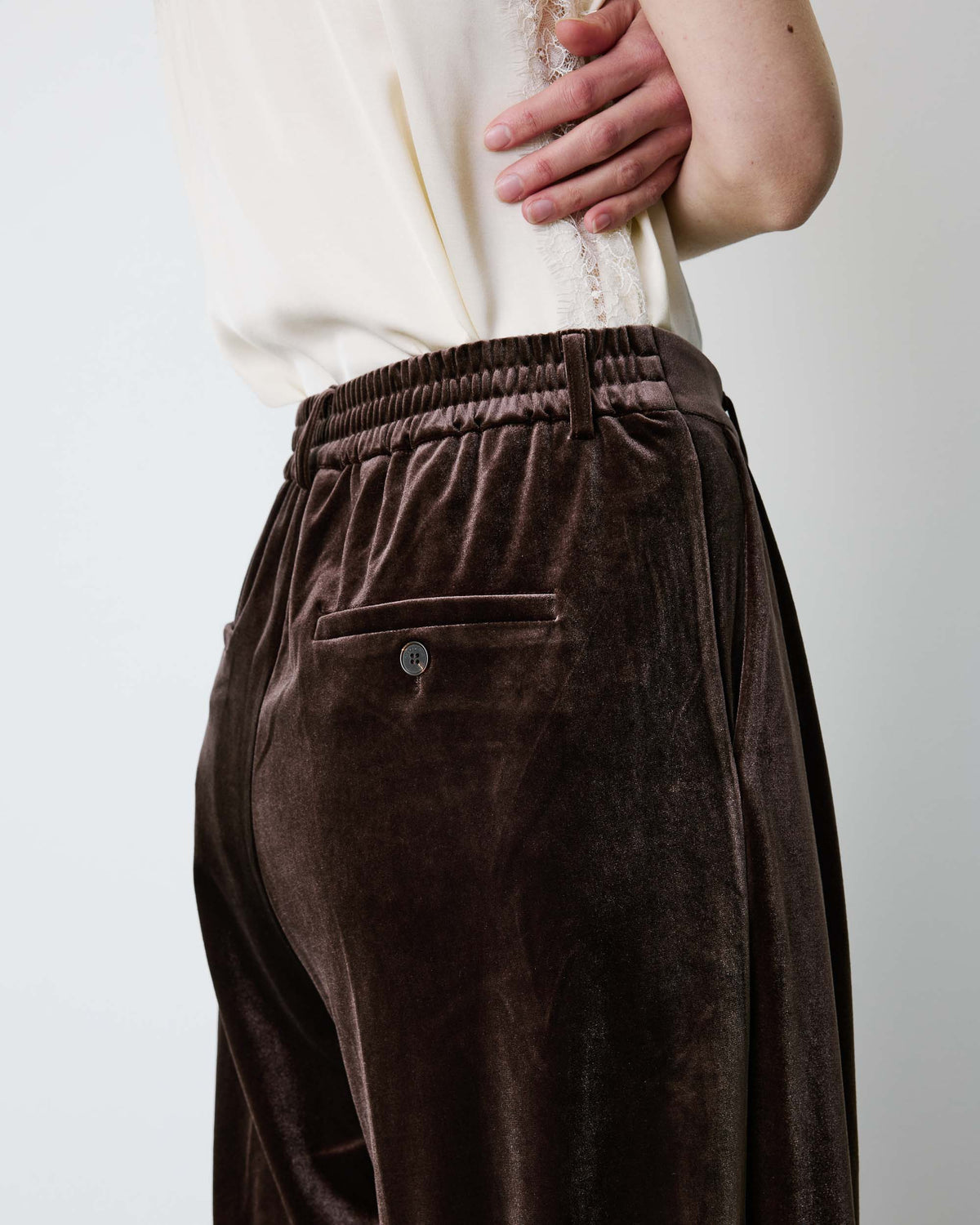 Pantalon tailleur oversize en velours chocolat Benson