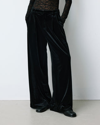 Pantalon tailleur oversize en velours noir Benson