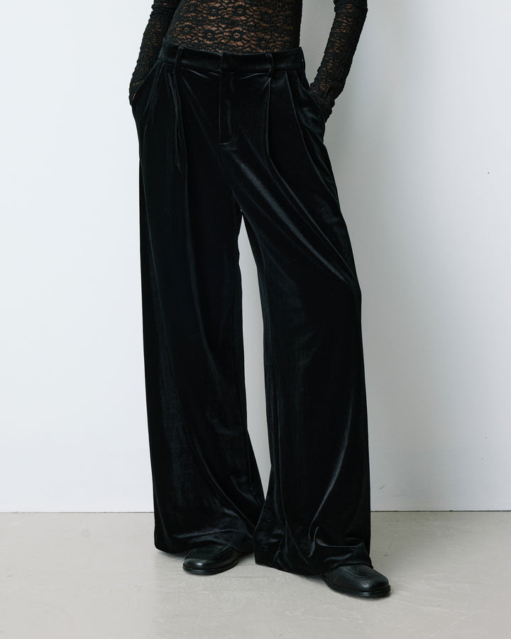 Pantalon tailleur oversize en velours noir Benson