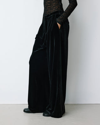 Pantalon tailleur oversize en velours noir Benson