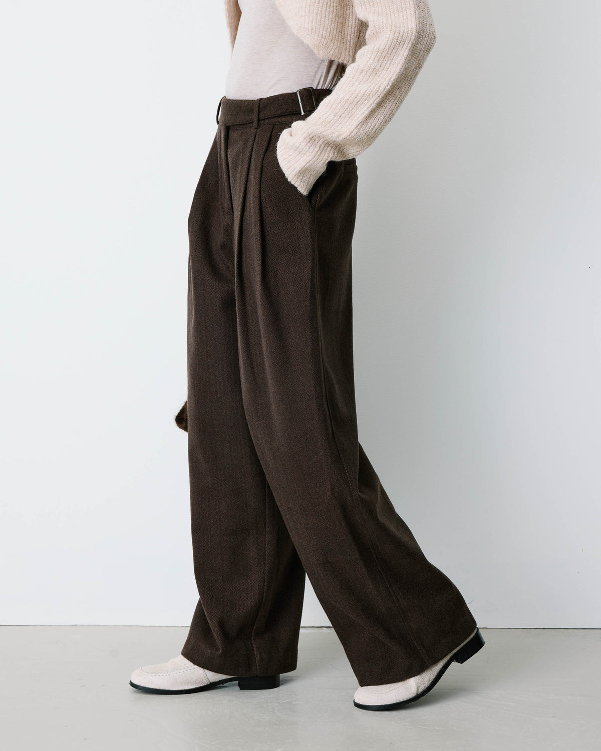 Pantalon tailleur large motif chevrons chocolat Bastien
