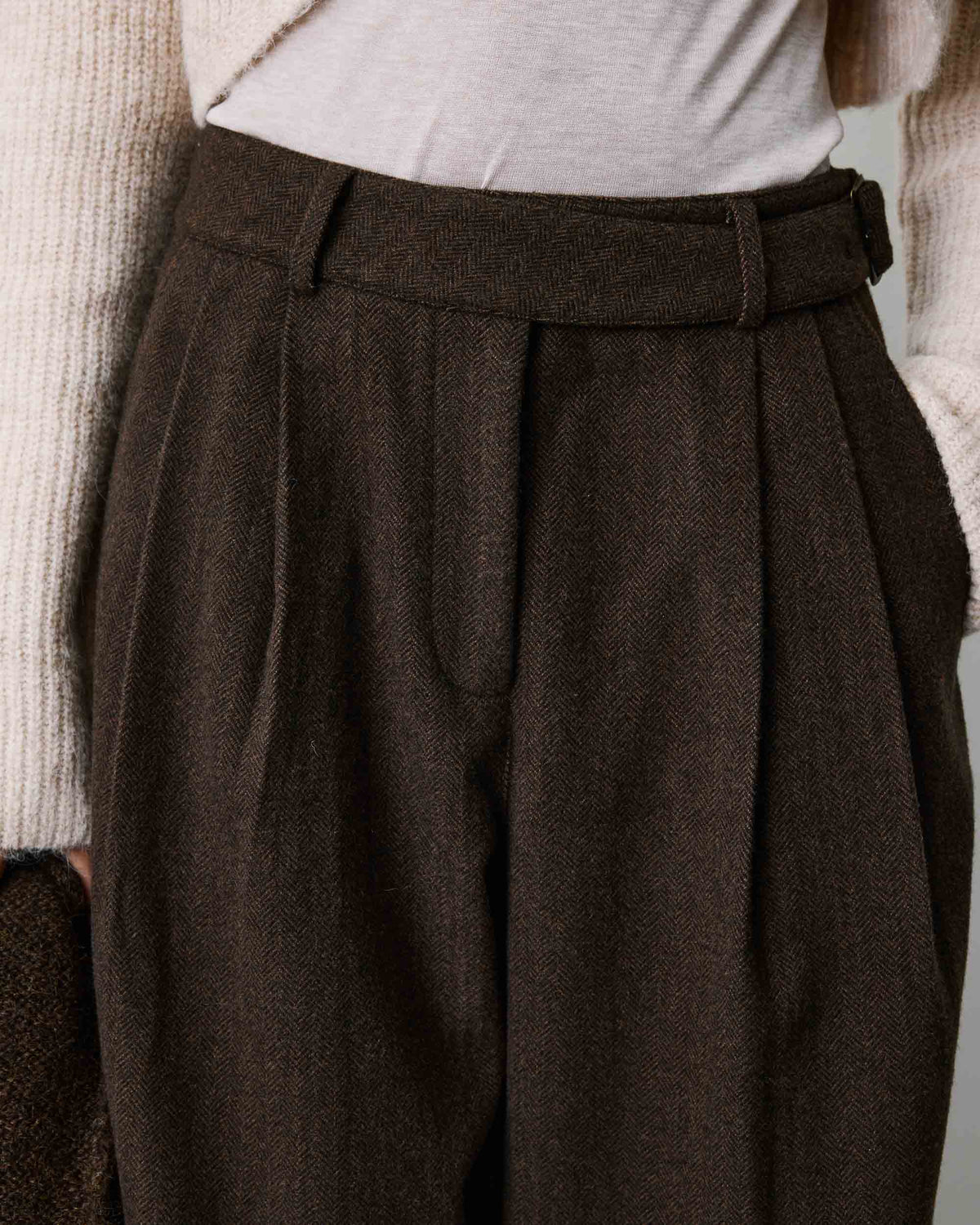 Pantalon tailleur large motif chevrons chocolat Bastien