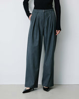 Pantalon tailleur oversize à plis ceinturé anthracite Barclay