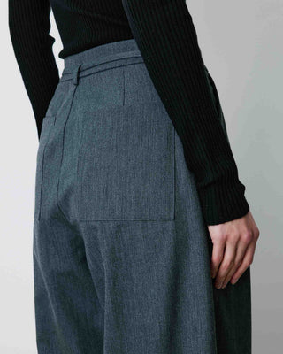 Pantalon tailleur oversize à plis ceinturé anthracite Barclay