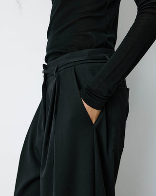 Pantalon tailleur oversize à plis ceinturé noir Barclay