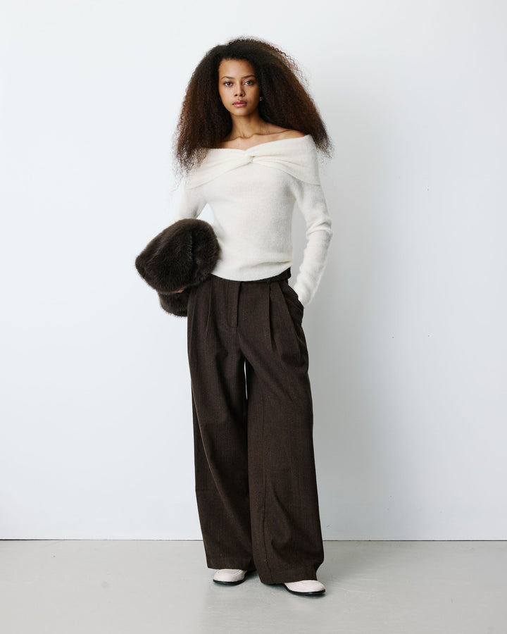 Pull à épaules dénudées manches longues ecru Bisou