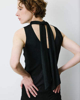 Top sin mangas con cuello alto noir Bailey