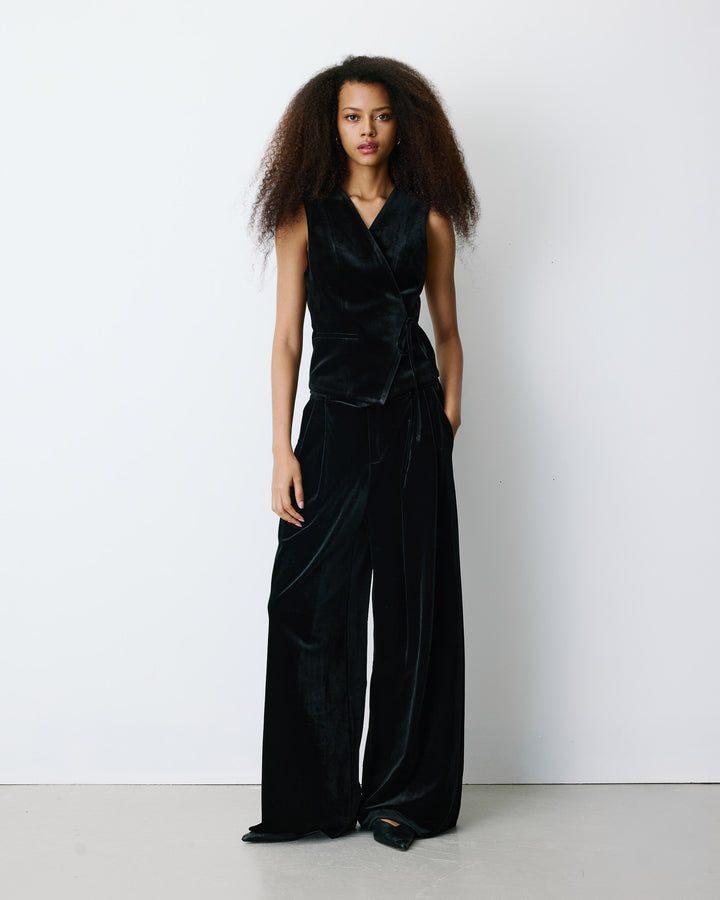 Gilet tailleur velours sans manches à nouer noir Benny