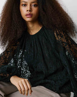 Blouse fluide en dentelle manches bouffantes noir Beth