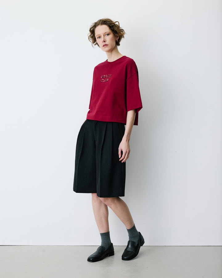 Camiseta con mensaje de lentejuelas cherry Bond