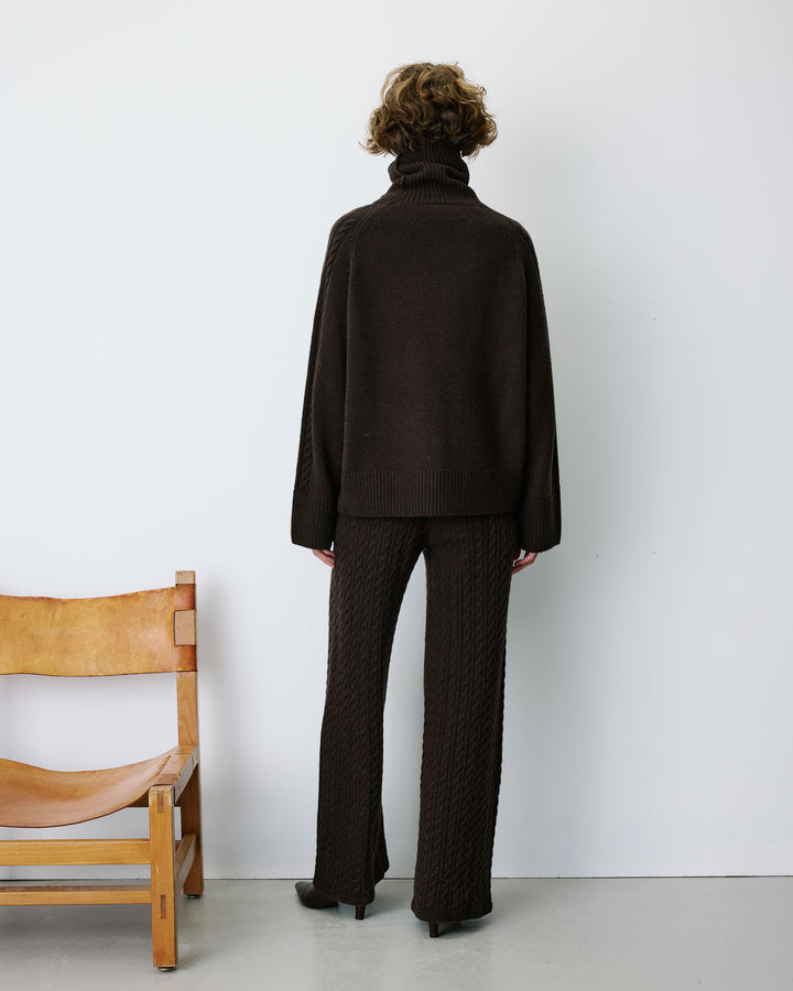 Oversized cable-knit turtleneck jumper chocolat Bastille