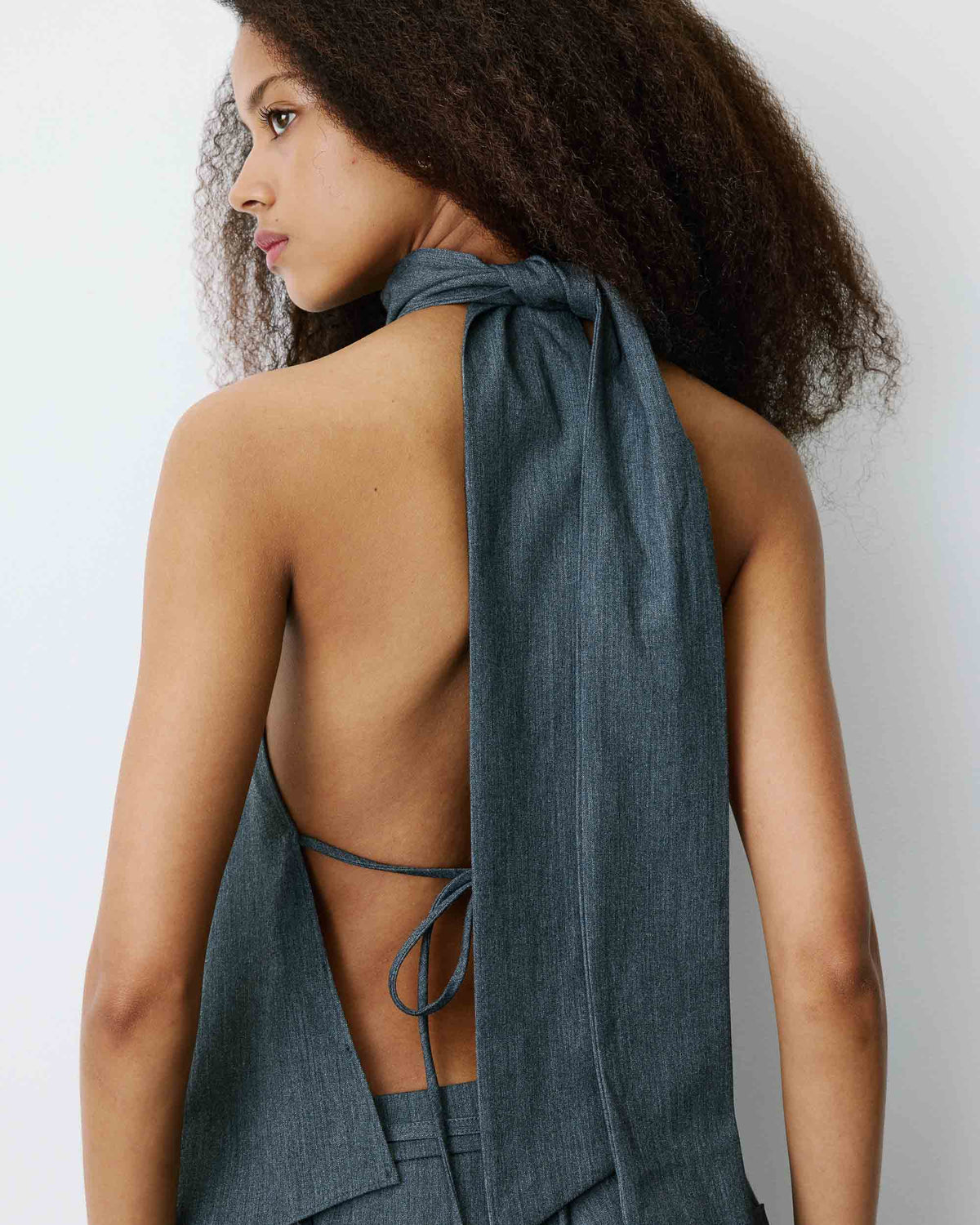 Top asymétrique fluide sans manches dos nu anthracite Binni
