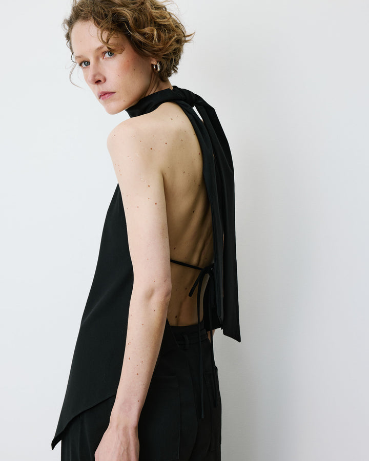 Top asymétrique fluide sans manches dos nu noir Binni