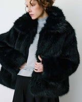 Faux-fur coat with a wide collar noir Billie