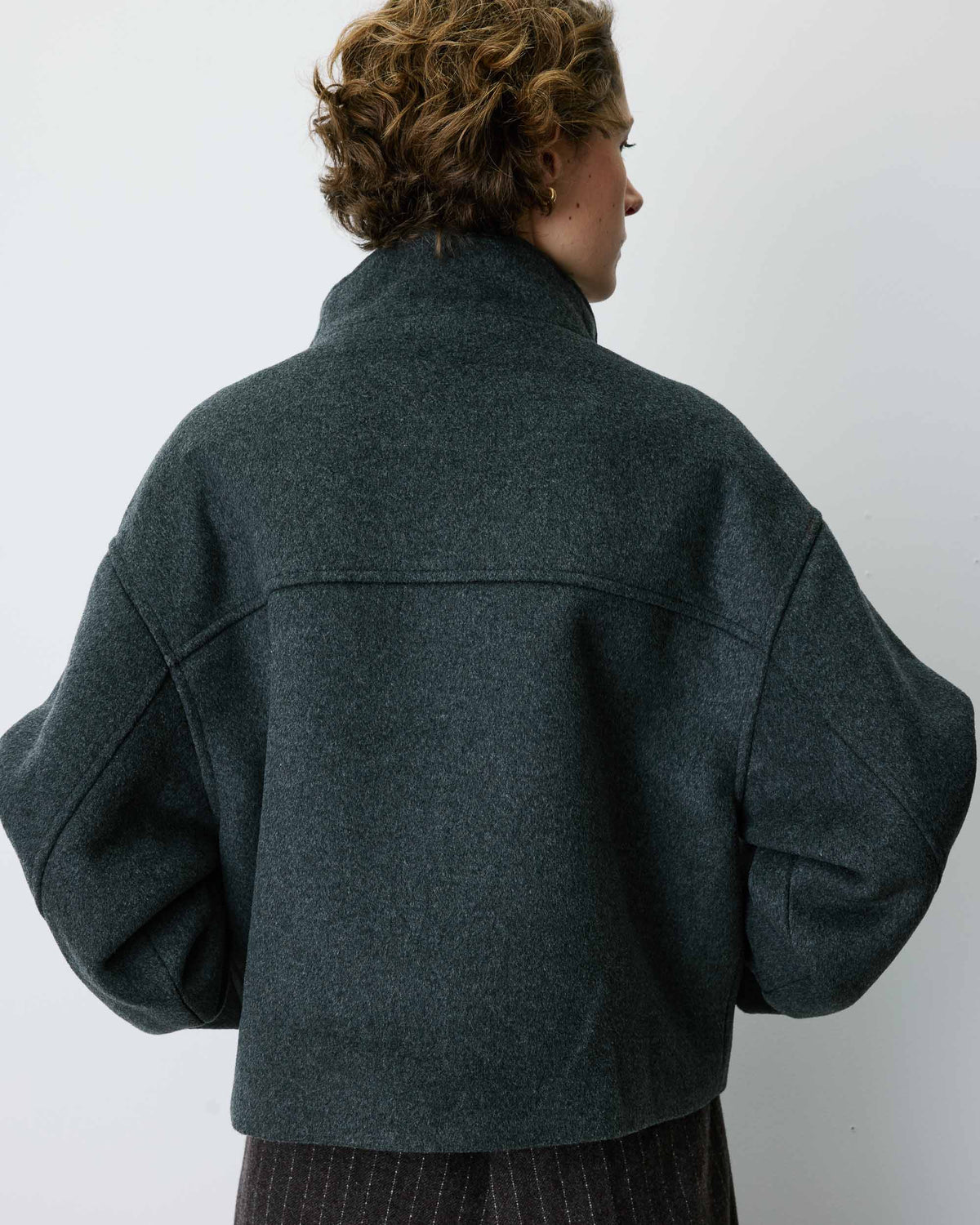Manteau court col cheminée en laine mélangée anthracite Blanca