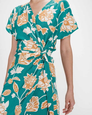Robe courte portefeuille à fleurs vert Velora