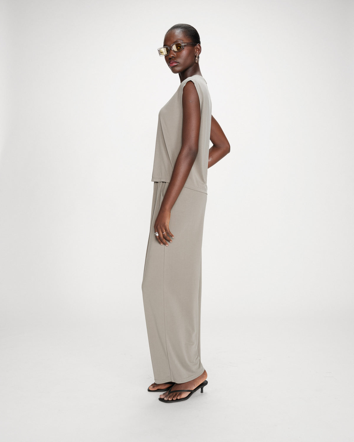 Pantalon en modal jambe large kaki Pax