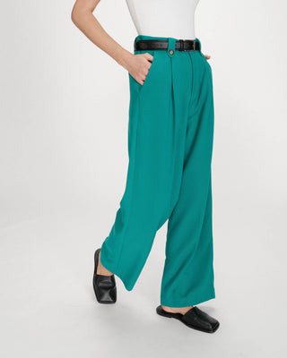 Straight tailored pants with pleats vert Pierre