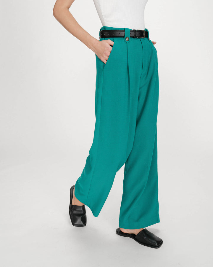 Straight tailored pants with pleats vert Pierre