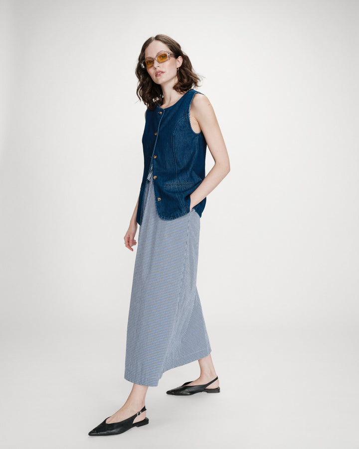 Fitted sleeveless denim jacket with buttons mediumblue Vallon