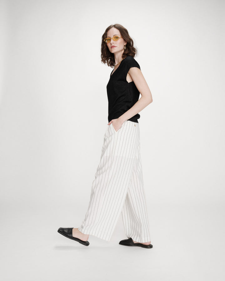 Top col V manches courtes en lurex noir Valsons