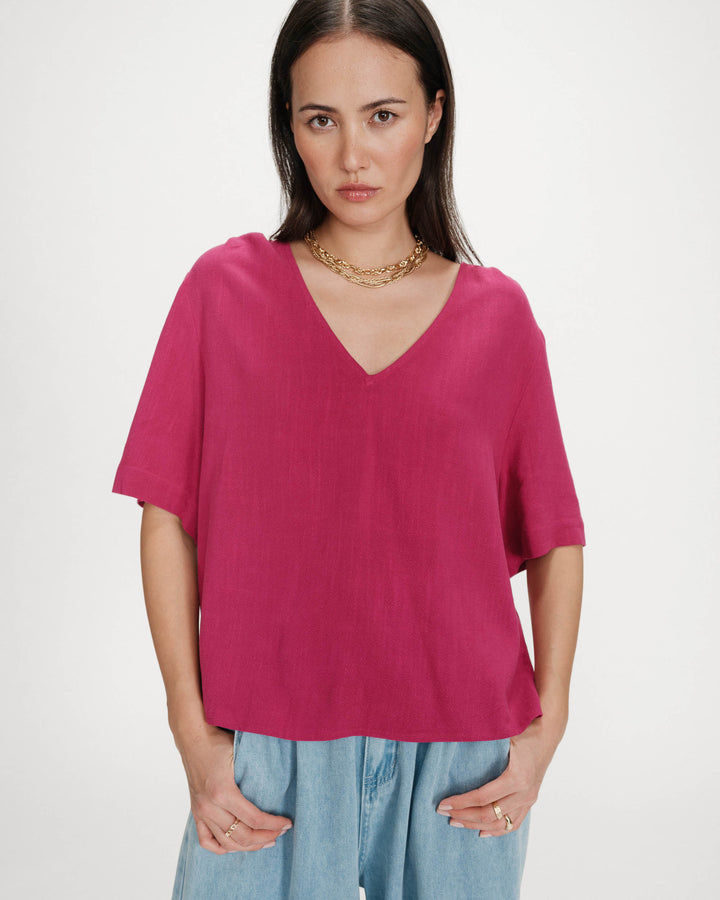 Top manches courtes fluide col V pivoine Violon