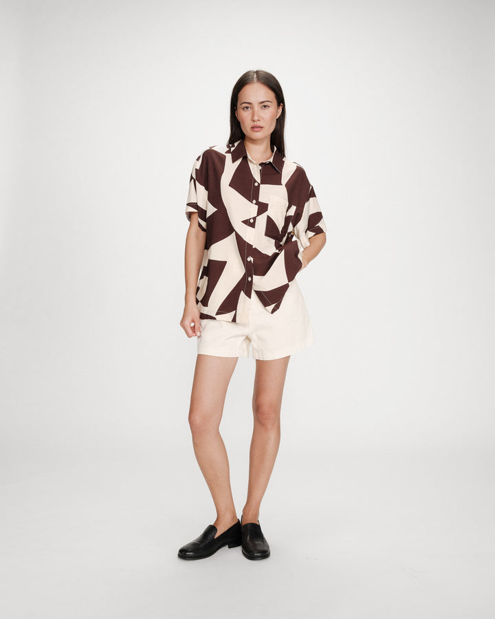 Chemise imprimée graphique chocolat Veil